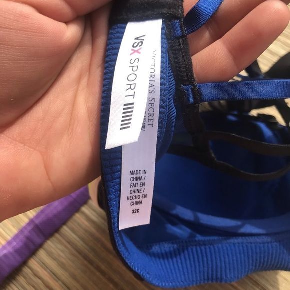 VICTORIA SECRET💫 Women’s Blue/Black Sports Bra - Picture 3 of 3